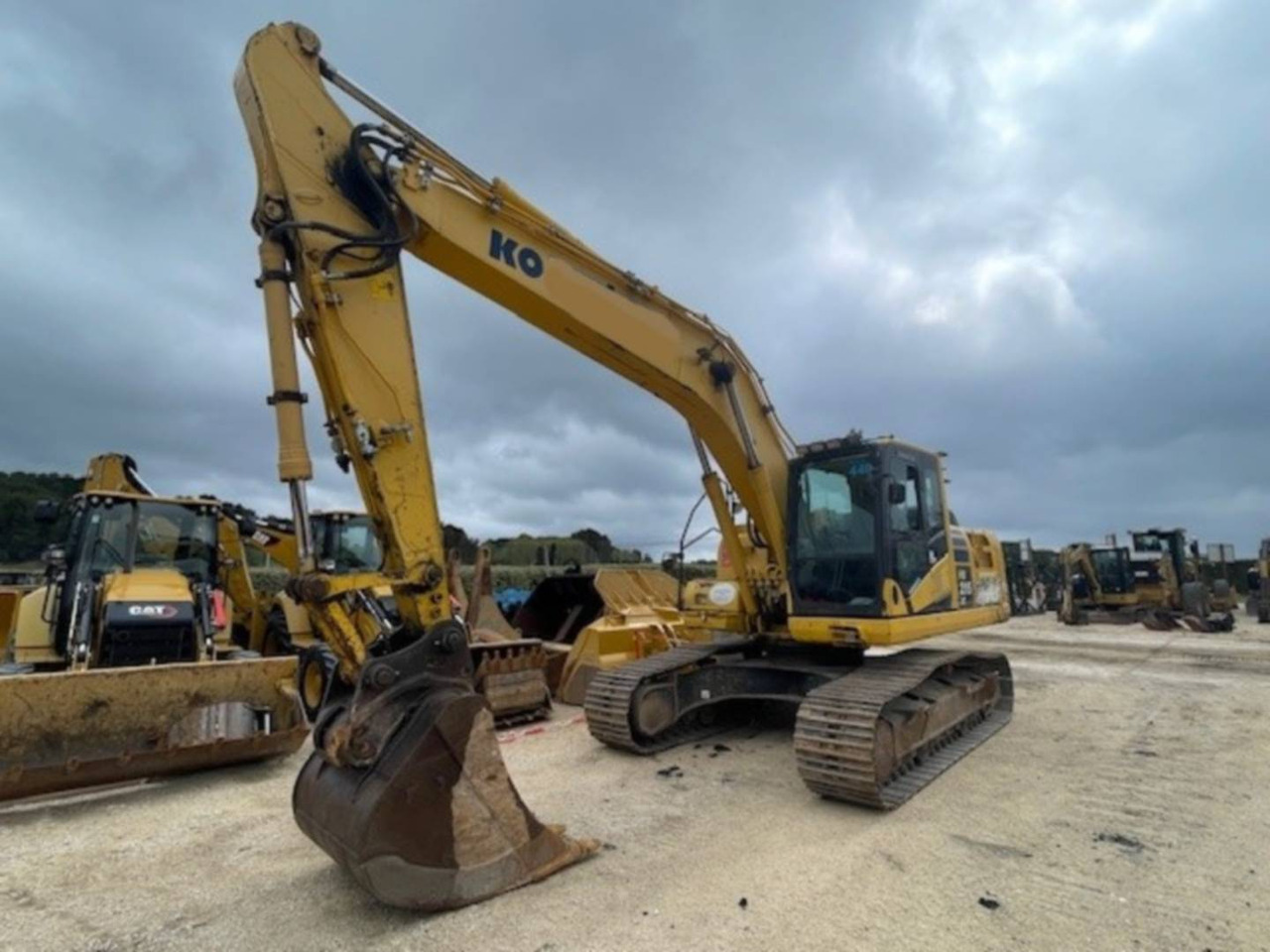 KOMATSU HB215 - Crawler excavator: picture 1 KOMATSU HB215 - Crawler excavator: picture 1