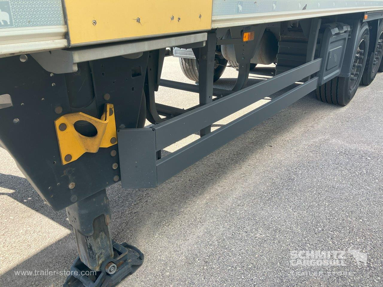 SCHMITZ Semiremolque Frigo Standard - Isothermal semi-trailer: picture 2 SCHMITZ Semiremolque Frigo Standard - Isothermal semi-trailer: picture 2