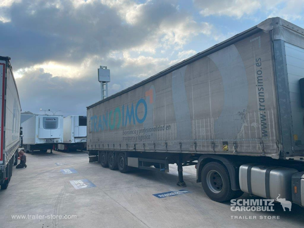 SCHMITZ Semiremolque Lona Standard - Curtainsider semi-trailer: picture 2 SCHMITZ Semiremolque Lona Standard - Curtainsider semi-trailer: picture 2