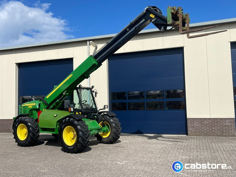 John Deere 3415 Verreiker met vorken en laadschop - Agricultural machinery: picture 4 John Deere 3415 Verreiker met vorken en laadschop - Agricultural machinery: picture 4