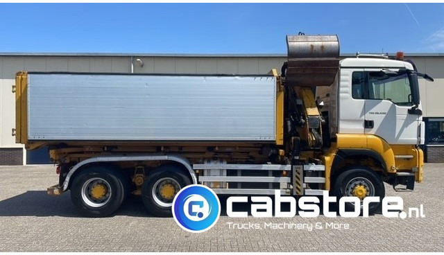 MAN TGS 26.440 6X6 BB EEV MAN TGS 26.440 Euro 5 EEV - 6X6 - Laadkraan - Kipper - Kabelsysteem - Bouwjaar 2010 - Km 657.509 - APK tot 22-11-2025 !! - Tipper, Crane truck: picture 3 MAN TGS 26.440 6X6 BB EEV MAN TGS 26.440 Euro 5 EEV - 6X6 - Laadkraan - Kipper - Kabelsysteem - Bouwjaar 2010 - Km 657.509 - APK tot 22-11-2025 !! - Tipper, Crane truck: picture 3
