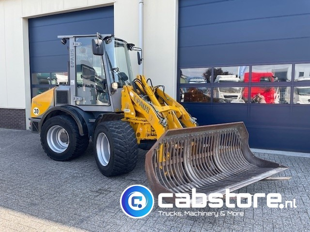 Paus SL 755 Zwenklader - Landbouw-shovel - Bouwjaar 2011 - Draaiuren 2537 - Puinbak Laadschop Palletvorken - Excavator: picture 2 Paus SL 755 Zwenklader - Landbouw-shovel - Bouwjaar 2011 - Draaiuren 2537 - Puinbak Laadschop Palletvorken - Excavator: picture 2