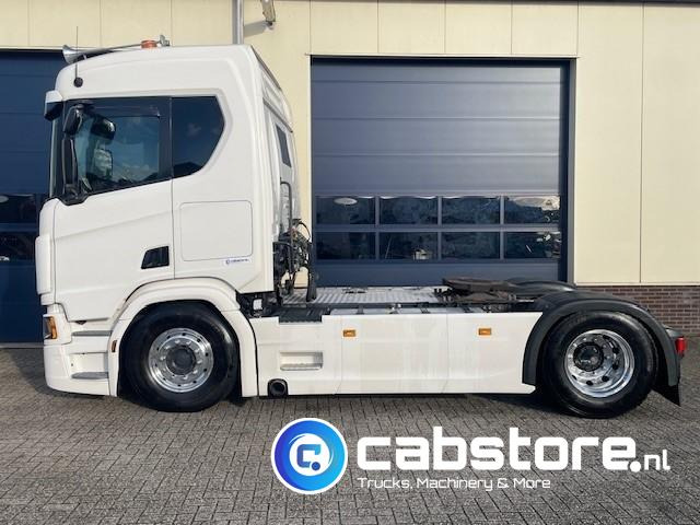 Scania R450  A4X2NB Euro 6 - Alcoa - Bouwjaar 2021 - Km 937.096 - RETARDER - 8 Ton's vooras - LED - Luchtvering - Good condition !! - Tractor unit: picture 5 Scania R450  A4X2NB Euro 6 - Alcoa - Bouwjaar 2021 - Km 937.096 - RETARDER - 8 Ton's vooras - LED - Luchtvering - Good condition !! - Tractor unit: picture 5