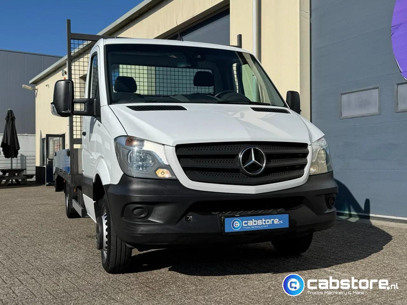 Mercedes-Benz Sprinter 516 CDI 2.2 163 Pk Euro 6 - Oprijwagen - Trekhaak - Year 2017 - Van: picture 5 Mercedes-Benz Sprinter 516 CDI 2.2 163 Pk Euro 6 - Oprijwagen - Trekhaak - Year 2017 - Van: picture 5