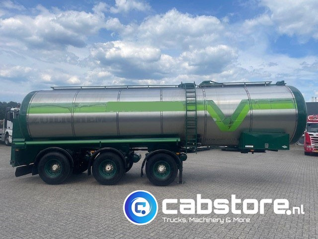 Lako T343 Tank-trailer LAKO T343 Tankoplegger RVS - Bouwjaar 2000 - SAF assen - Gestuurd - Laadvermogen 34.880 kg - Tank trailer: picture 3 Lako T343 Tank-trailer LAKO T343 Tankoplegger RVS - Bouwjaar 2000 - SAF assen - Gestuurd - Laadvermogen 34.880 kg - Tank trailer: picture 3