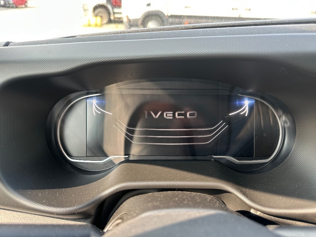 New Panel van Iveco Daily 35S16A8 12m3: picture 16
