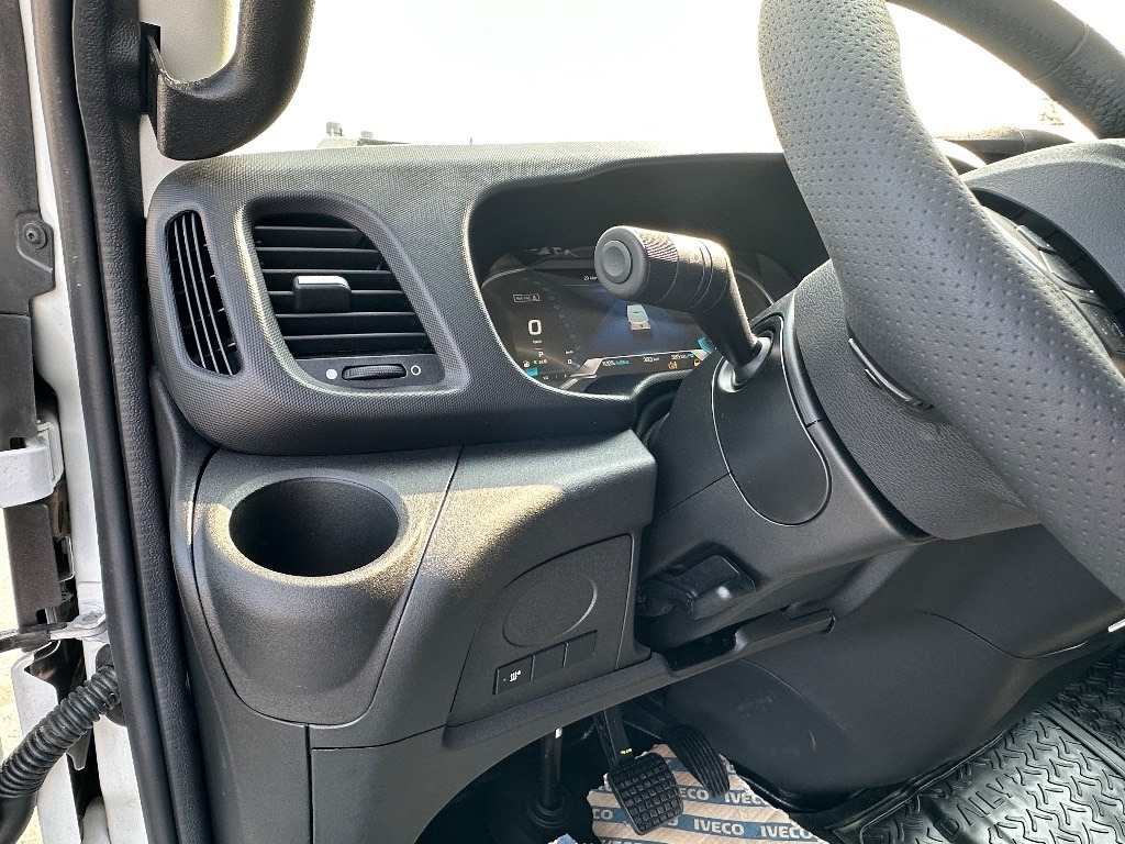 New Panel van Iveco Daily 35S16A8 12m3: picture 13