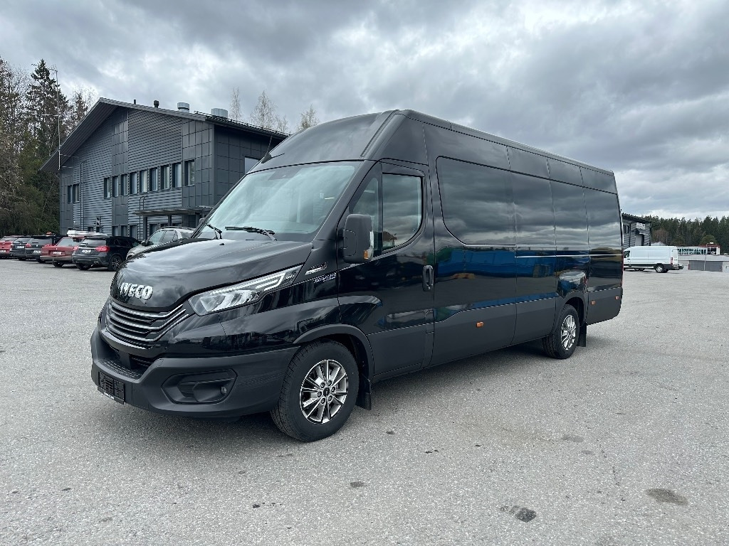 Iveco Daily 35S18A8 1+4hlö retkeilyauto - Panel van: picture 1 Iveco Daily 35S18A8 1+4hlö retkeilyauto - Panel van: picture 1
