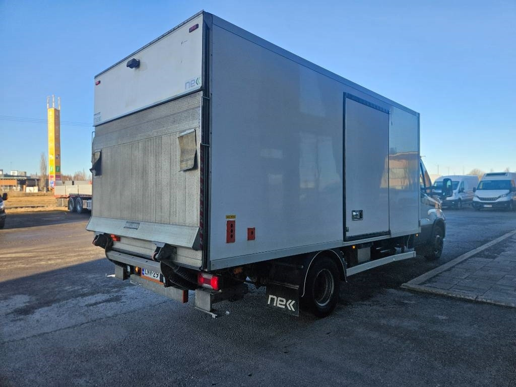 Iveco Daily 70C18 - Box van: picture 3 Iveco Daily 70C18 - Box van: picture 3