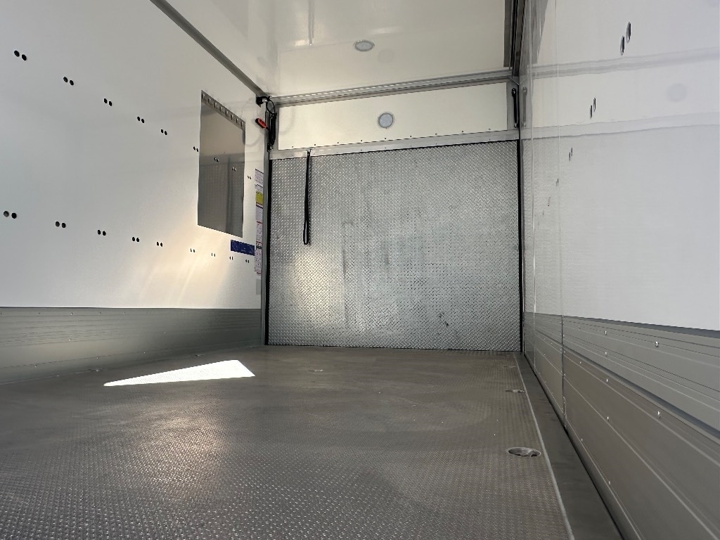 Iveco Eurocargo 160E28 MY24  on lease Iveco Eurocargo 160E28 MY24: picture 8