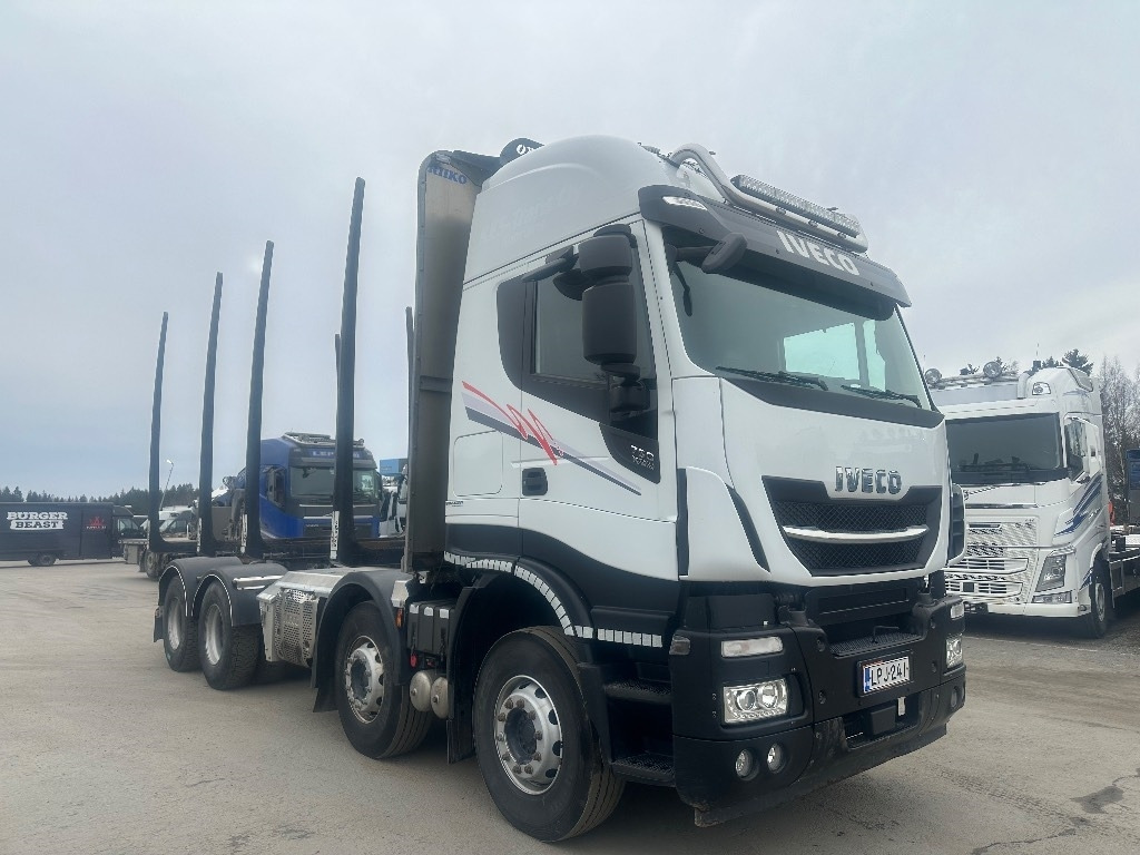 Iveco X-WAY AS340x57 8x4 - Timber truck: picture 2 Iveco X-WAY AS340x57 8x4 - Timber truck: picture 2