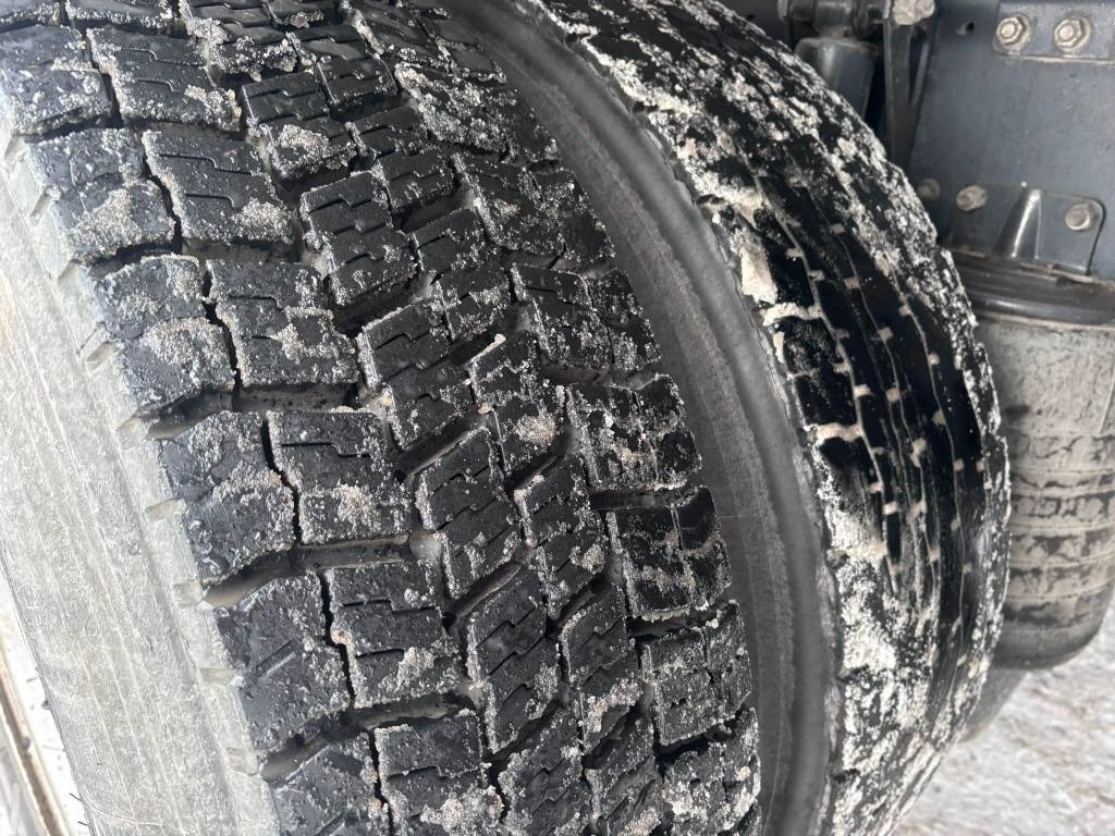 Hook lift truck Scania P 360: picture 7