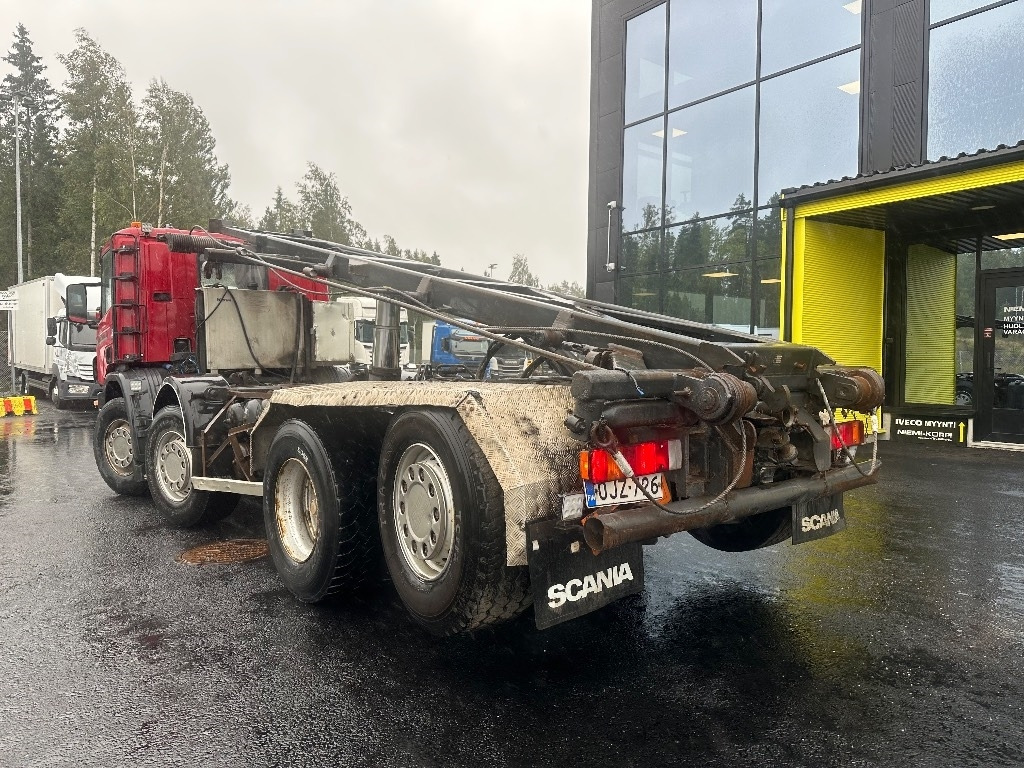 Scania P114 8x2*6 - Skip loader truck: picture 4 Scania P114 8x2*6 - Skip loader truck: picture 4