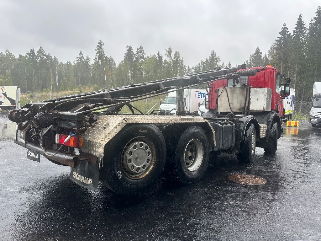 Scania P114 8x2*6 - Skip loader truck: picture 3 Scania P114 8x2*6 - Skip loader truck: picture 3