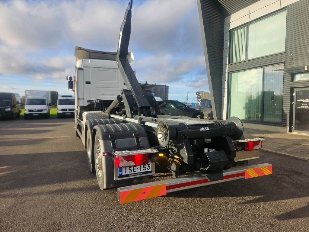 Scania R 450 6x2*4 - Hook lift truck: picture 4 Scania R 450 6x2*4 - Hook lift truck: picture 4