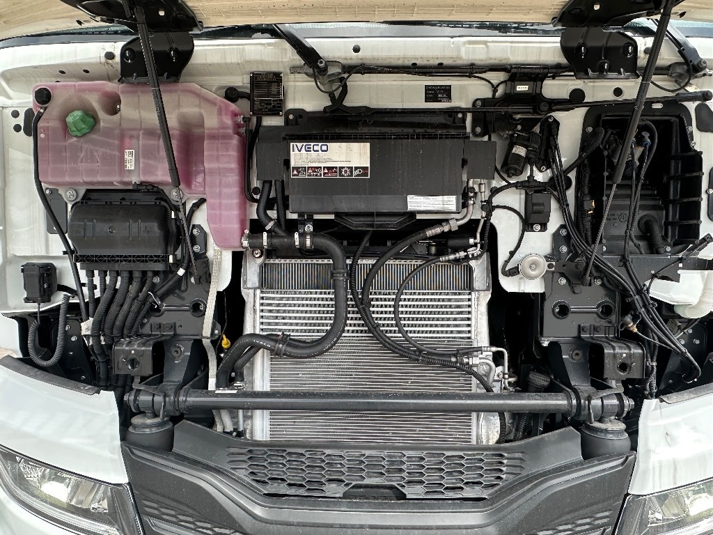New Tractor unit Iveco S-Way AS440S500 UUSI MALLI my 24: picture 9