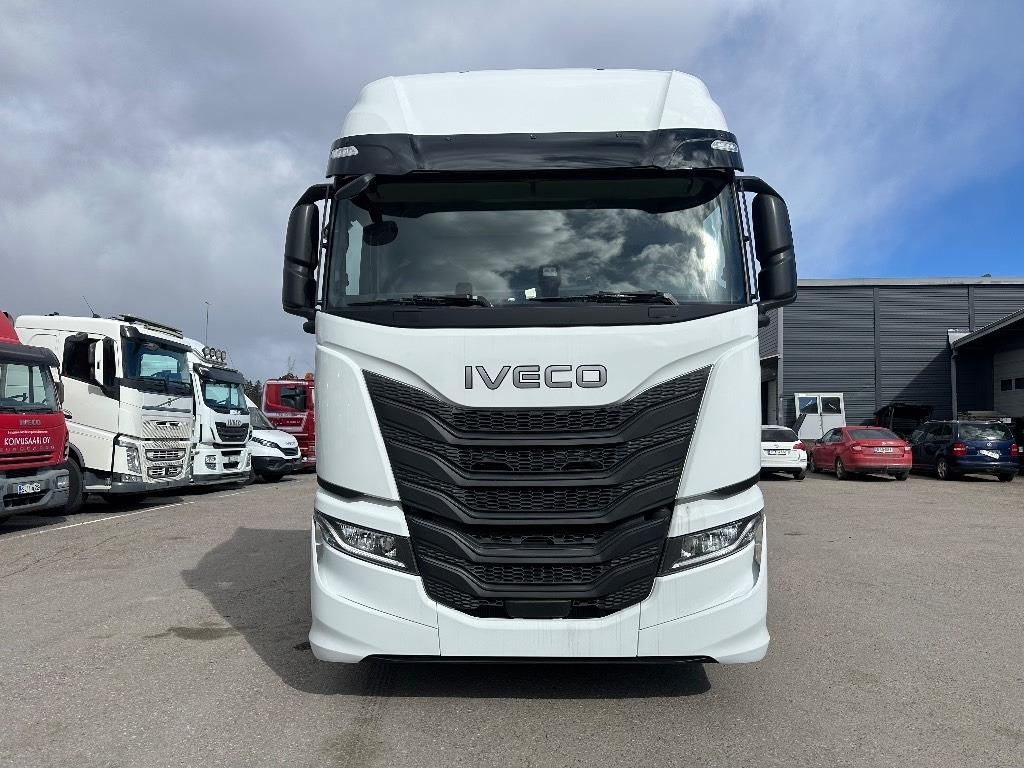 Iveco S-Way AS440S500 UUSI MALLI my 24 - Tractor unit: picture 2 Iveco S-Way AS440S500 UUSI MALLI my 24 - Tractor unit: picture 2