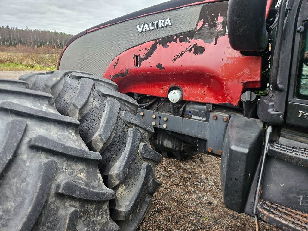 Farm tractor Valtra T 170: picture 7