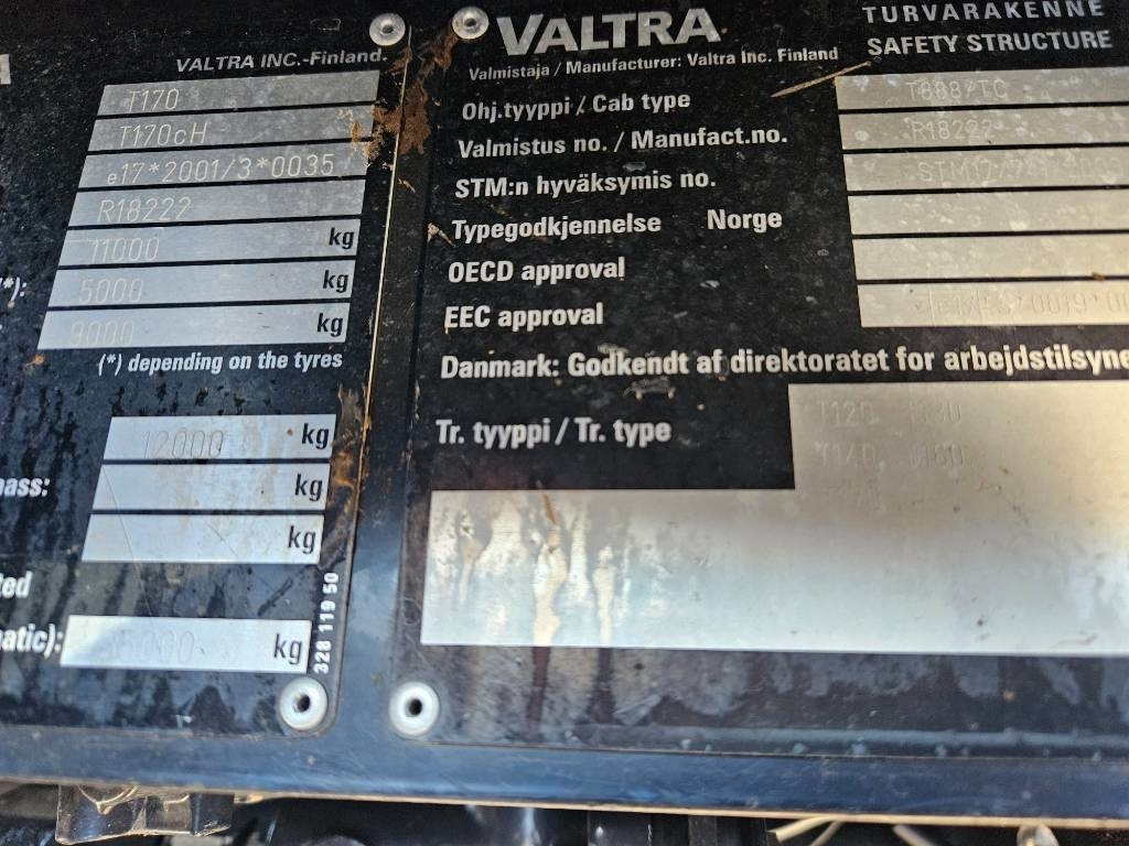 Farm tractor Valtra T 170: picture 6