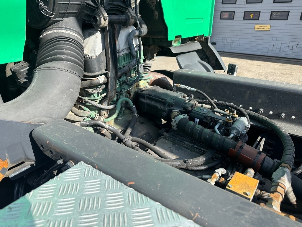 Volvo FM 420 8x2/4  on lease Volvo FM 420 8x2/4: picture 8