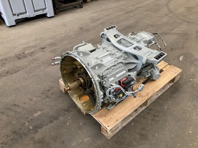 Scania G33CM1 – Scania 3106473 - Gearbox and parts for Truck: picture 1 Scania G33CM1 – Scania 3106473 - Gearbox and parts for Truck: picture 1