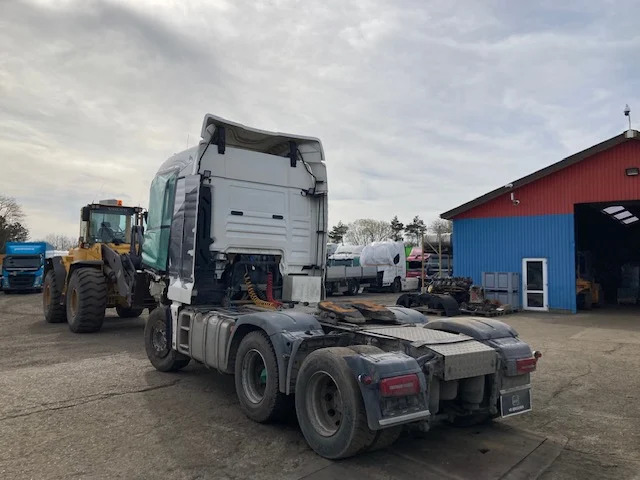 MAN TGX 28.500 - Tractor unit: picture 3 MAN TGX 28.500 - Tractor unit: picture 3