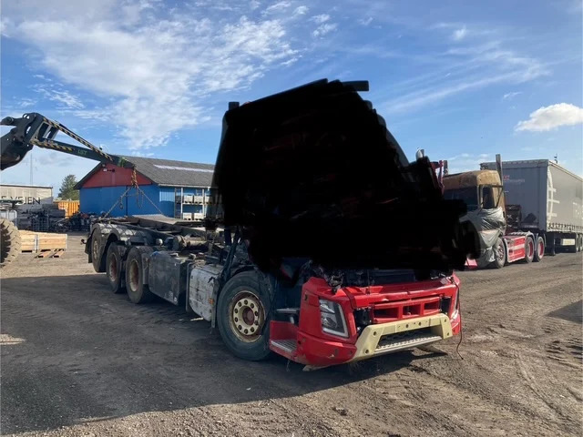 Volvo FMX 540 8X4 - Container transporter/ Swap body truck: picture 2 Volvo FMX 540 8X4 - Container transporter/ Swap body truck: picture 2
