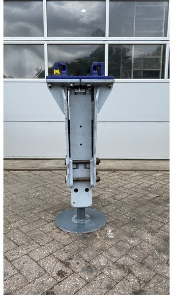 FRD HD5G - Hydraulic hammer for Construction machinery: picture 2 FRD HD5G - Hydraulic hammer for Construction machinery: picture 2