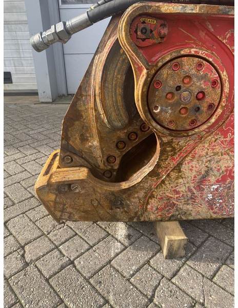 LaBounty MSD1000R - Demolition shears for Construction machinery: picture 2 LaBounty MSD1000R - Demolition shears for Construction machinery: picture 2