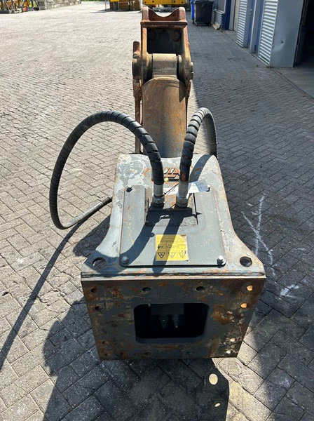 VTN VF19 - Demolition shears for Construction machinery: picture 4 VTN VF19 - Demolition shears for Construction machinery: picture 4