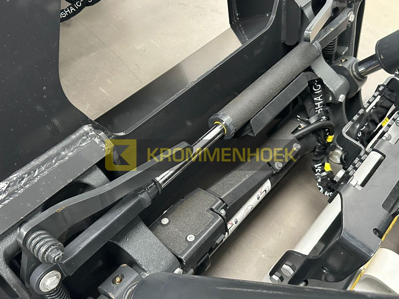 New Skid steer loader Bobcat T 66 Laser Grader 244 cm: picture 8 New Skid steer loader Bobcat T 66 Laser Grader 244 cm: picture 8