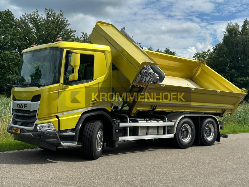 DAF XD 450 FAT Demo | 6x4 | 3 zijdige Kipper - Tipper: picture 3 DAF XD 450 FAT Demo | 6x4 | 3 zijdige Kipper - Tipper: picture 3