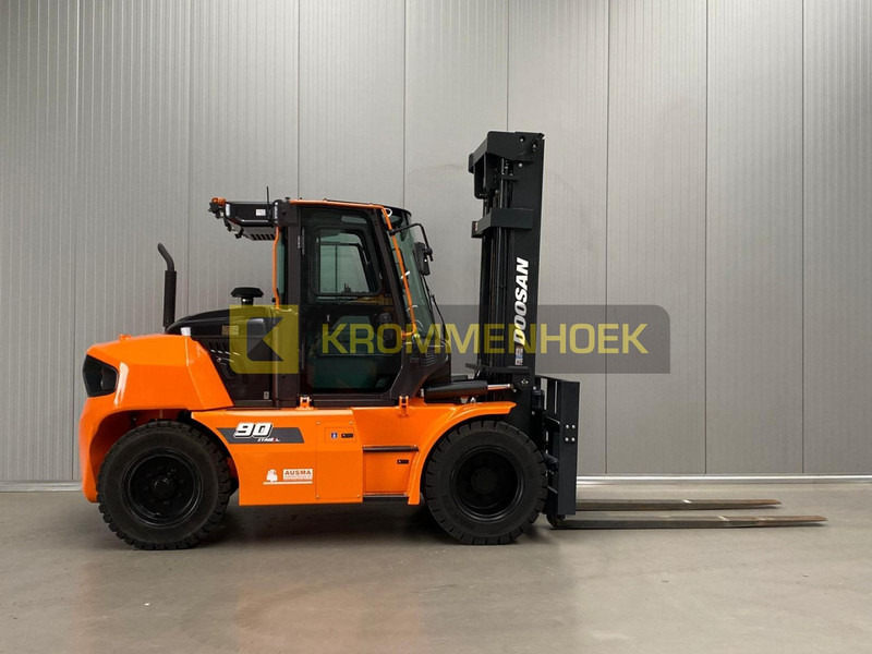 Doosan D 90S-9 - Diesel forklift: picture 5 Doosan D 90S-9 - Diesel forklift: picture 5