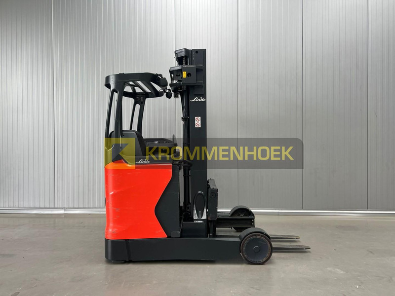 Reach truck Linde R 20: picture 5 Reach truck Linde R 20: picture 5