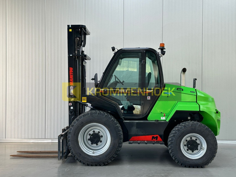 Manitou M30-4 - Rough terrain forklift: picture 1 Manitou M30-4 - Rough terrain forklift: picture 1