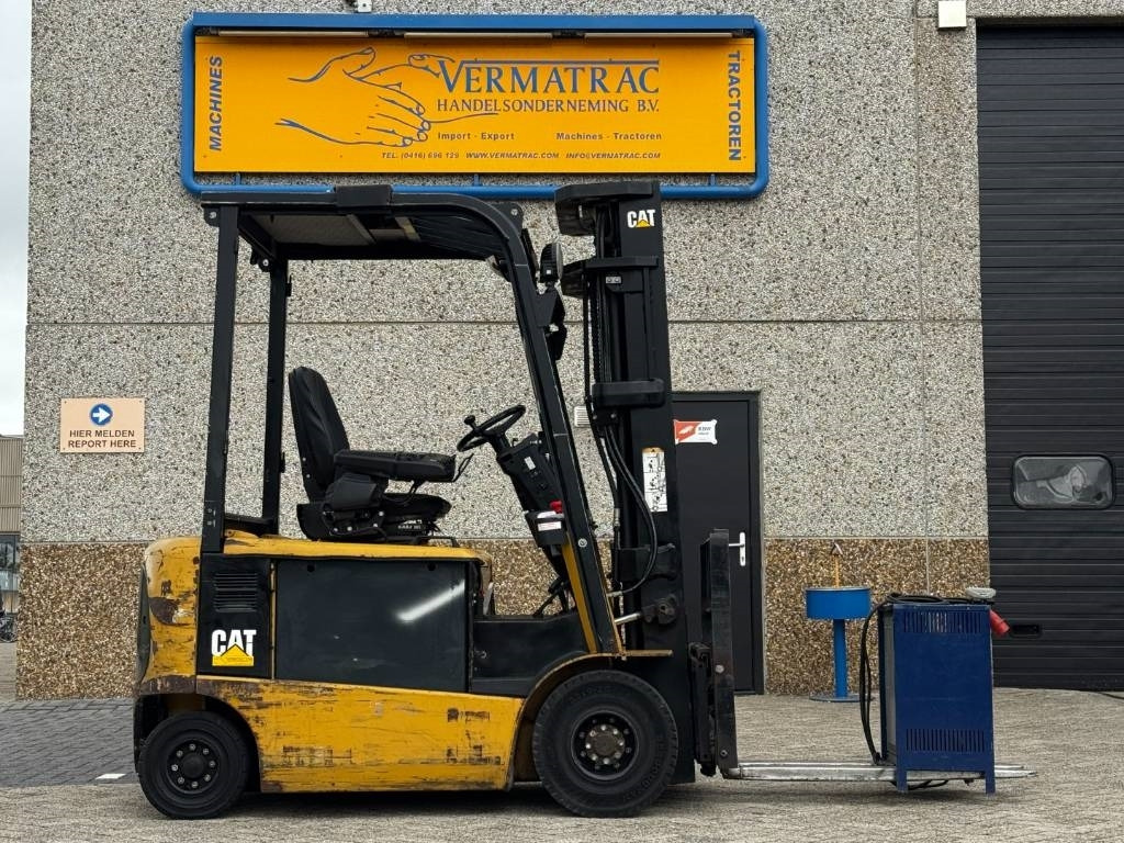 CAT EP25K, forklift, 2009!! - Electric forklift: picture 5 CAT EP25K, forklift, 2009!! - Electric forklift: picture 5