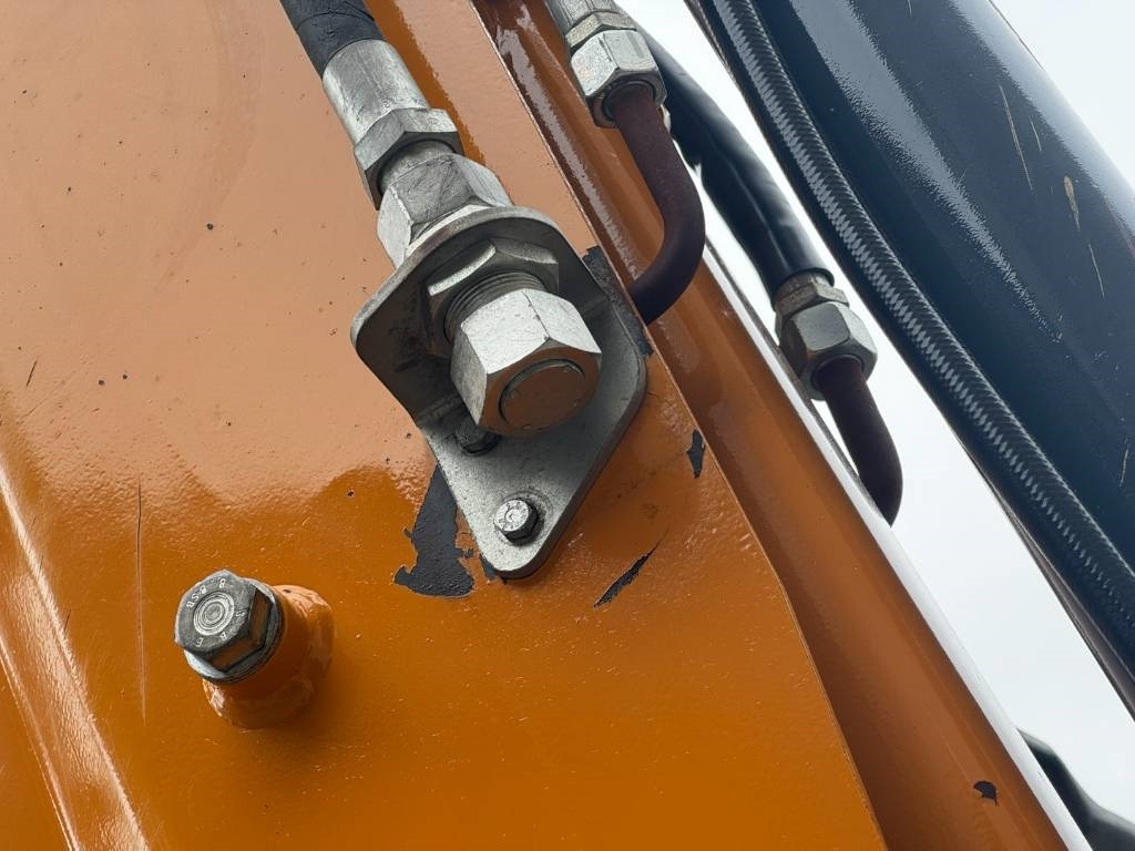 Backhoe loader Case 695SV, Tier 3, 645 hours!: picture 13