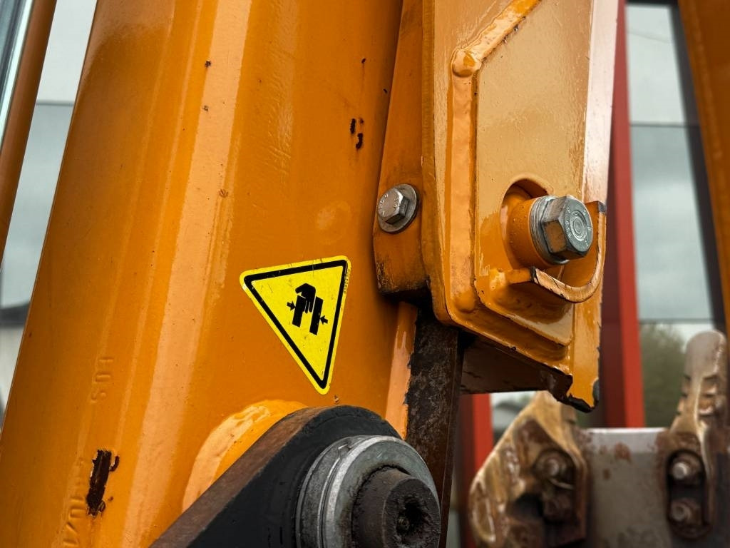 Backhoe loader Case 695SV, Tier 3, 645 hours!: picture 15