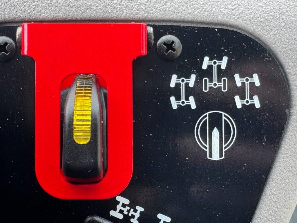 Backhoe loader Case 695SV, Tier 3, 645 hours!: picture 26