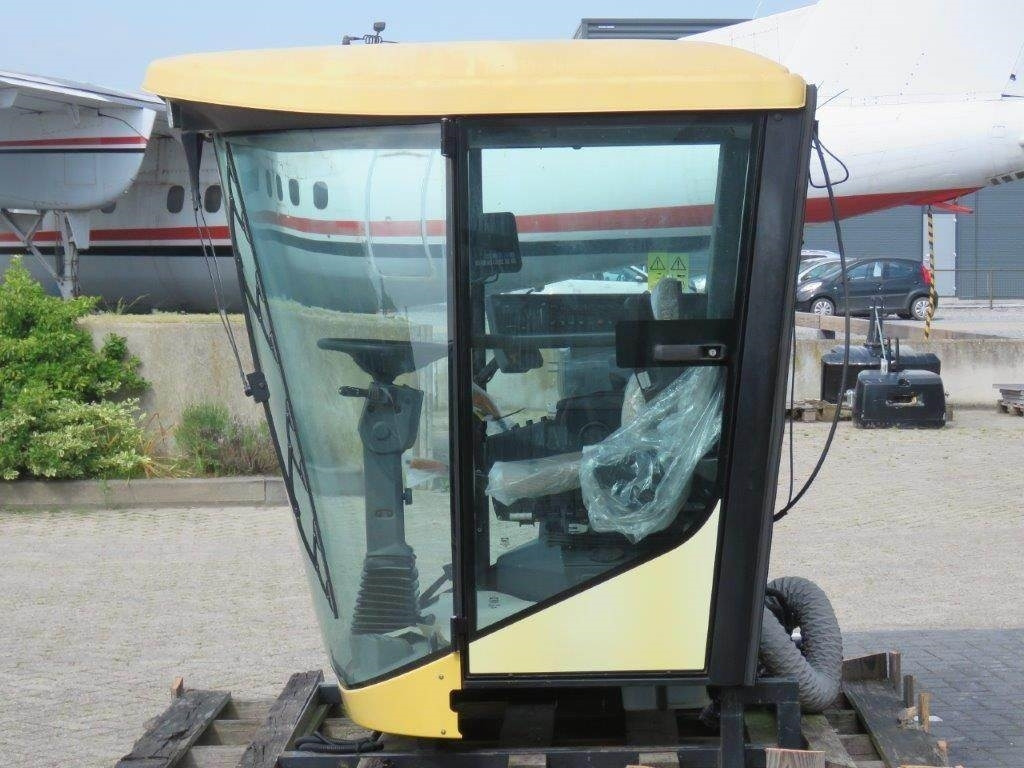 New Holland TX - Cab for Agricultural machinery: picture 5 New Holland TX - Cab for Agricultural machinery: picture 5