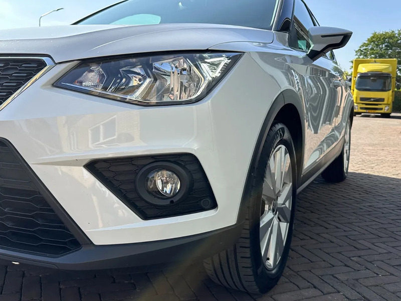 SEAT Arona 1.0 TSI Style Business Intense Carplay Dealeronderhouden Cruise Clima Navi Camera - Hatchback: picture 5 SEAT Arona 1.0 TSI Style Business Intense Carplay Dealeronderhouden Cruise Clima Navi Camera - Hatchback: picture 5