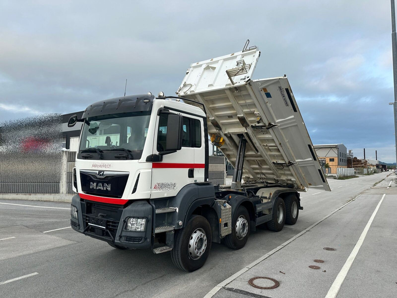 MAN TGS 35.500 8X4 BB - Tipper: picture 5 MAN TGS 35.500 8X4 BB - Tipper: picture 5