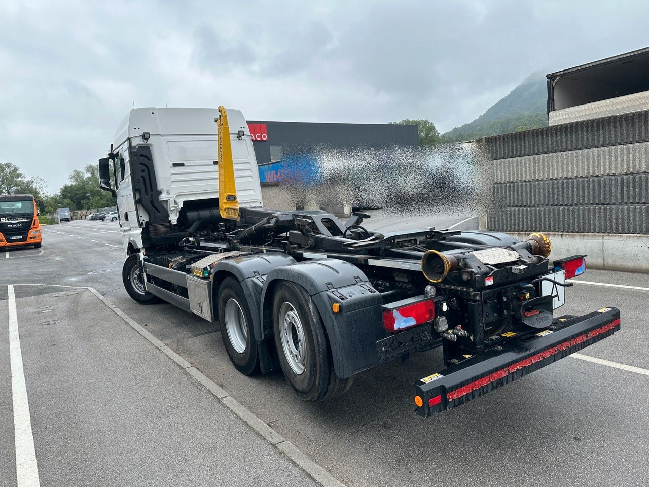 MAN TGX 26.510 6X2-4BL intarder, - Hook lift truck: picture 4 MAN TGX 26.510 6X2-4BL intarder, - Hook lift truck: picture 4