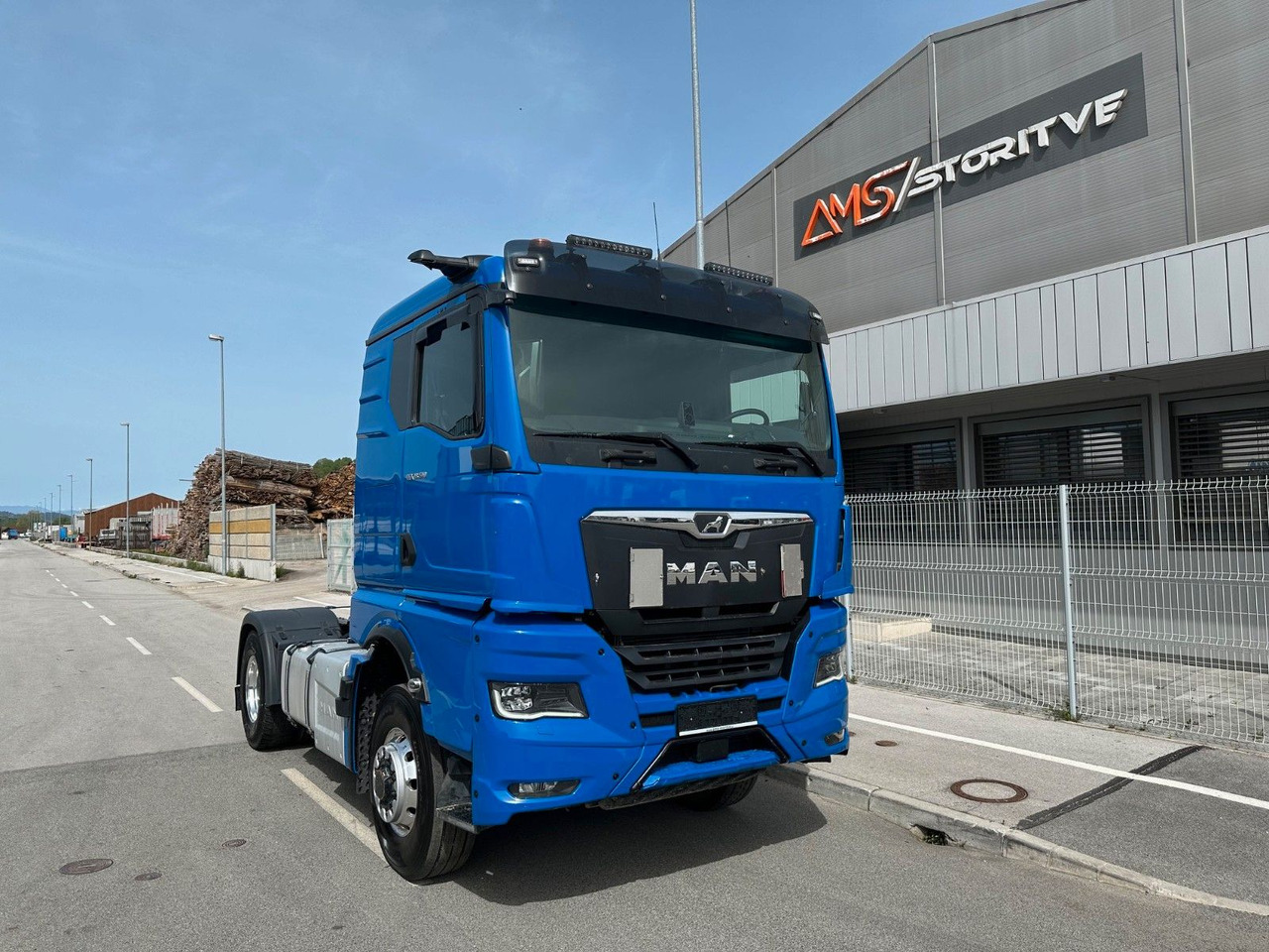 MAN TGX 18.510 4X4 Hydrodrive Kipphidraulik - Tractor unit: picture 1 MAN TGX 18.510 4X4 Hydrodrive Kipphidraulik - Tractor unit: picture 1