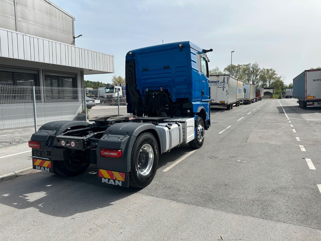 MAN TGX 18.510 4X4 Hydrodrive Kipphidraulik - Tractor unit: picture 4 MAN TGX 18.510 4X4 Hydrodrive Kipphidraulik - Tractor unit: picture 4