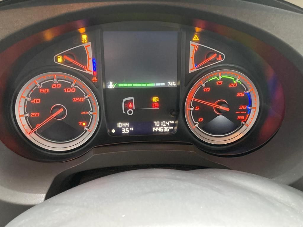 Cab chassis truck DAF LF 210 FA Standheizung / 5.00m Rd / 7.490kg DAF LF 210 FA Standheizung / 5.00m Rd / 7.490kg: picture 9