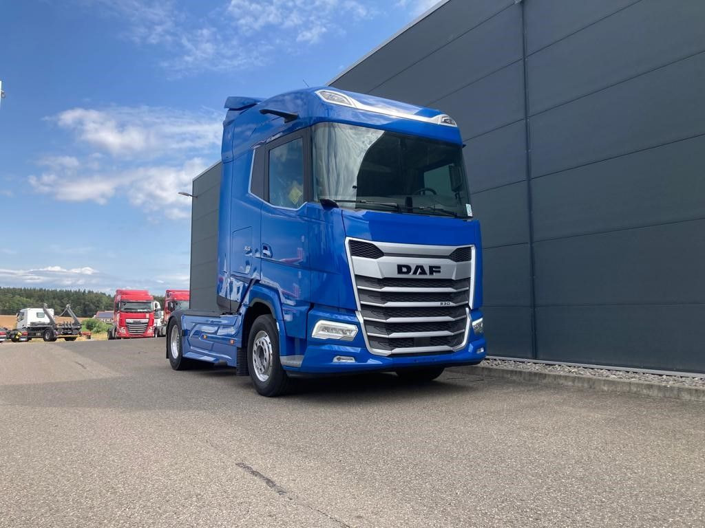 DAF XG 530 FT Alcoa Intarder Standklima Alcoa Kamera - Tractor unit: picture 1 DAF XG 530 FT Alcoa Intarder Standklima Alcoa Kamera - Tractor unit: picture 1