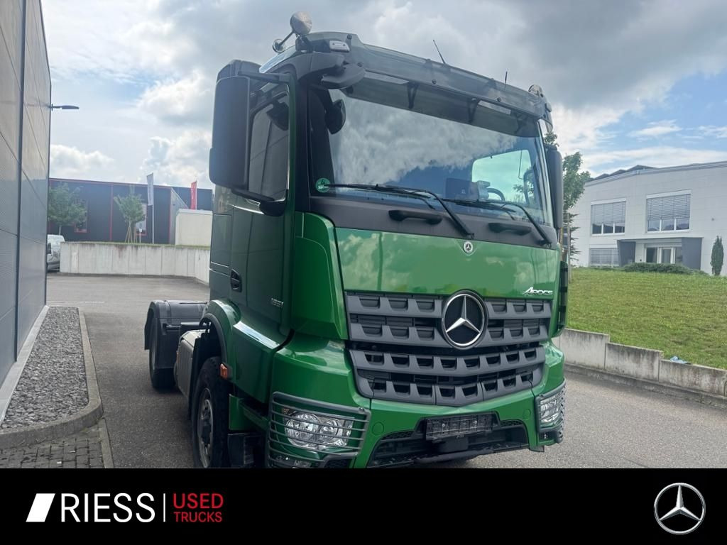 Mercedes-Benz Arocs 1851 HAD Retarder Navi STH AUT DynLicht - Tractor unit: picture 1 Mercedes-Benz Arocs 1851 HAD Retarder Navi STH AUT DynLicht - Tractor unit: picture 1