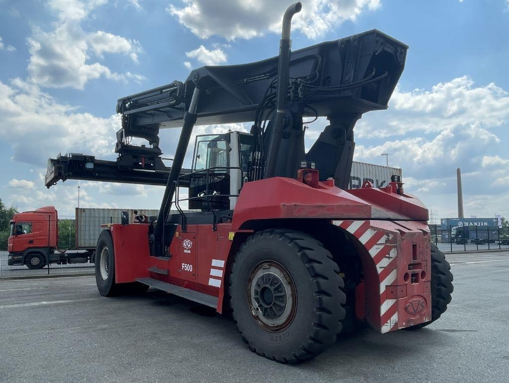 CVS Ferrari F500RS6 S  - Reach stacker: picture 4 CVS Ferrari F500RS6 S  - Reach stacker: picture 4