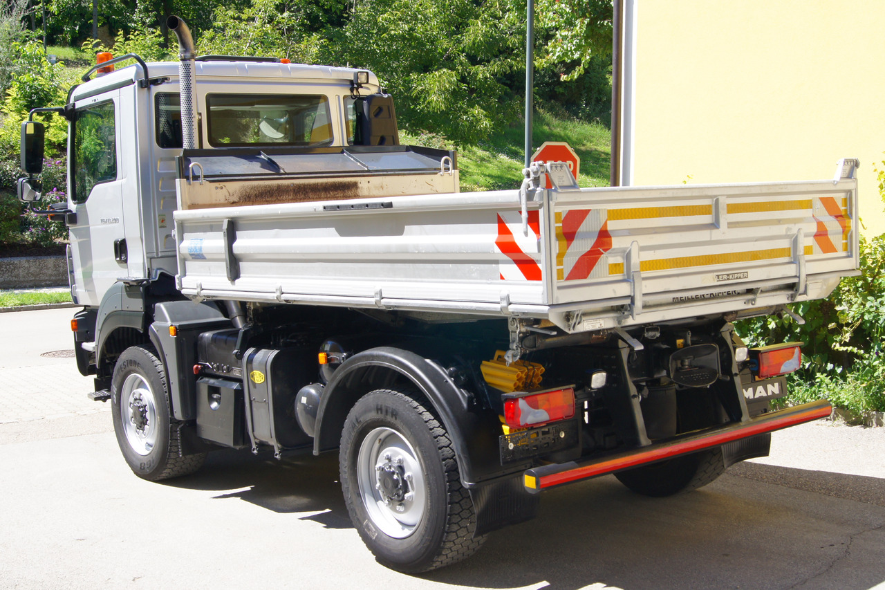 MAN TGM 13.290/4x4/TÜV/Euro 5/einzelbereift/Winterdienst/MEILLER - Snow removal vehicle: picture 3 MAN TGM 13.290/4x4/TÜV/Euro 5/einzelbereift/Winterdienst/MEILLER - Snow removal vehicle: picture 3